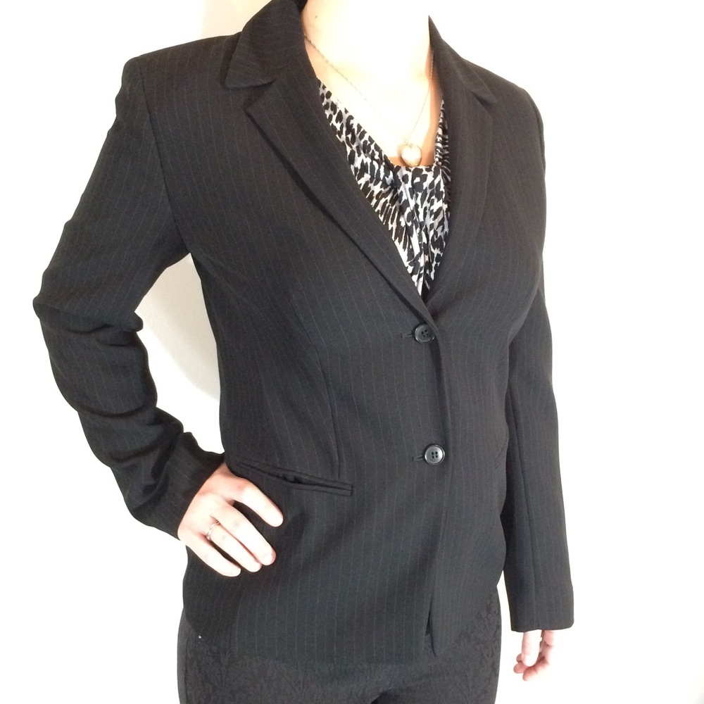 LOFT Blazer - Pinstriped